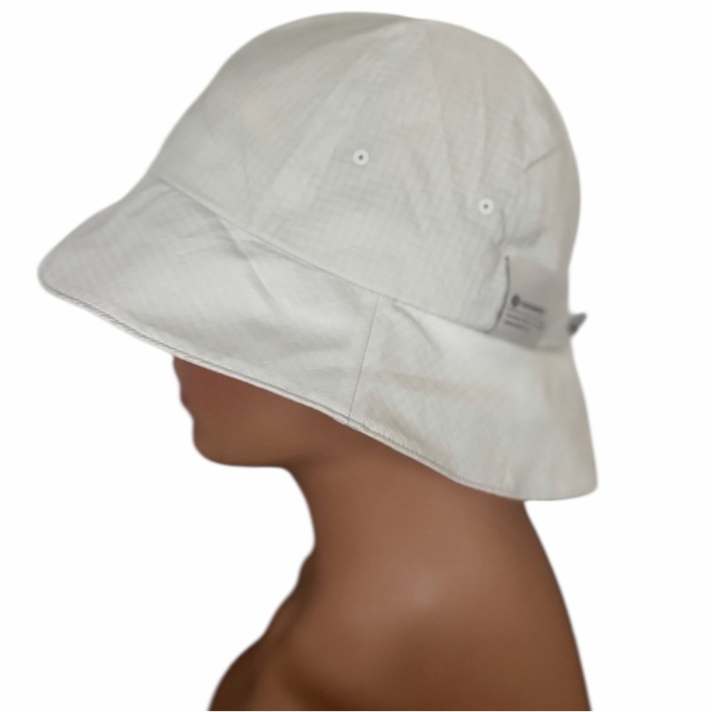 Lululemon – Ultra Lightweight Bucket Hat - Unisex - Vapor Grey - Sz. L/XL